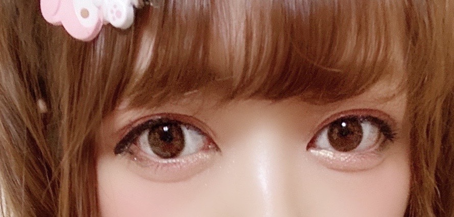 量産型メイク アイメイク