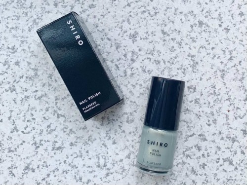 爪先から垢抜け Shiroの 亜麻ネイル で簡単ニュアンスネイル Miin